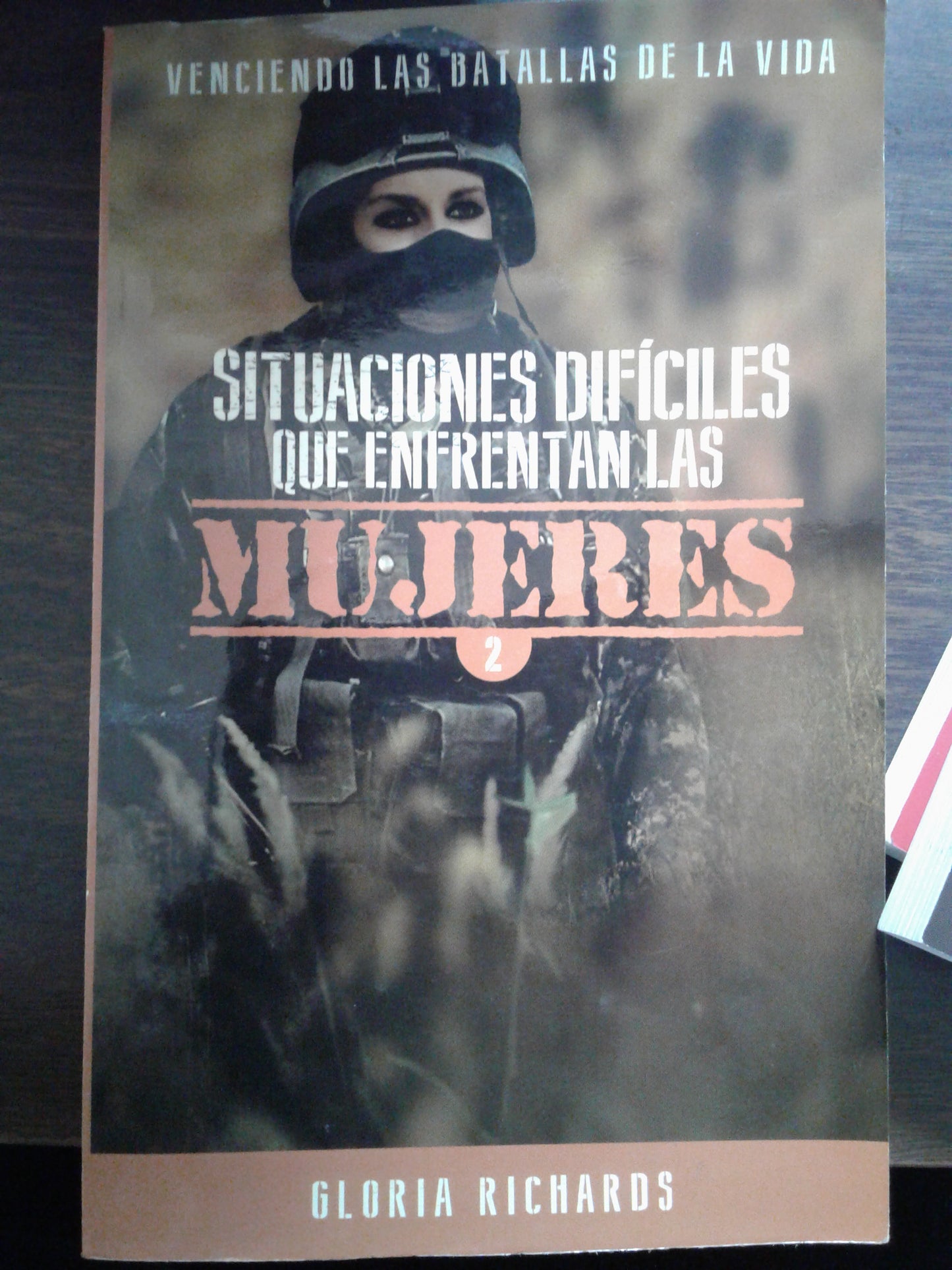 Situac.Dific.Que Efrentan Las Mujeres by Gloria Richards — disponible en La Librería del Evangelio