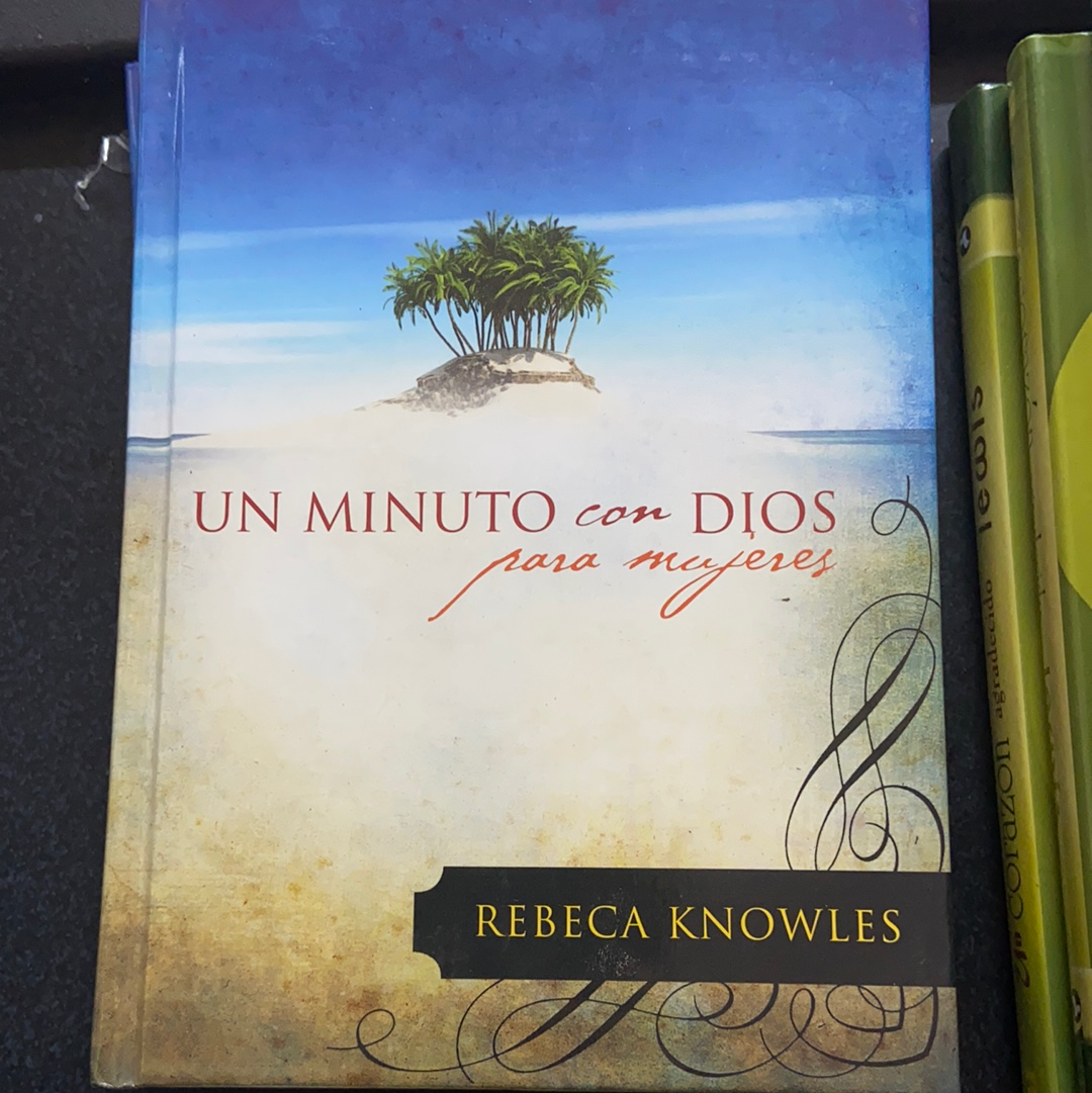 Un minuto con Dios para mujeres Rebeca Knowles — disponible en La Librería del Evangelio