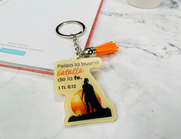 Llavero Pelea la buena batalla de la Fe.