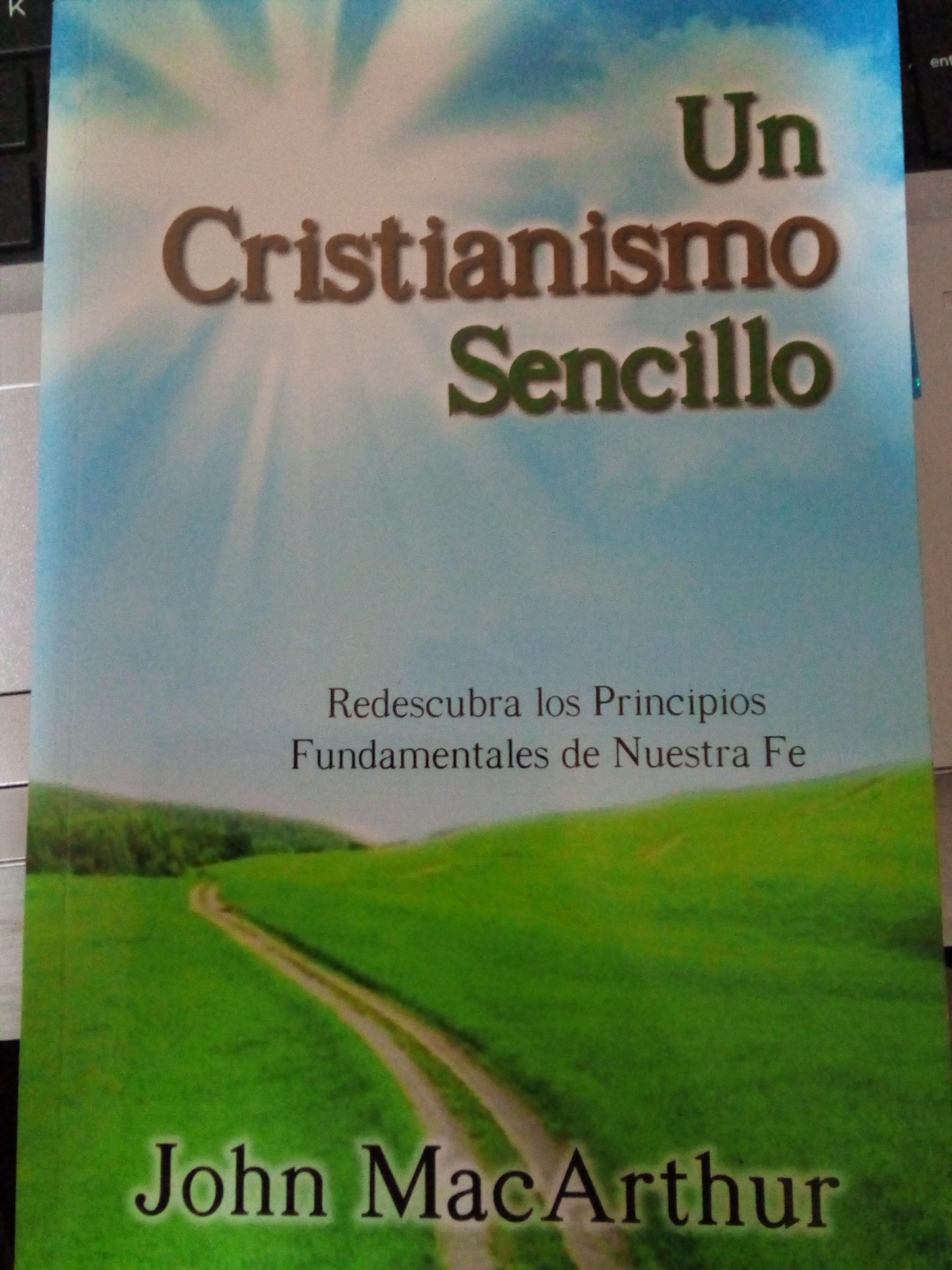 Un cristianismo sencillo — available at The Gospel Bookstore