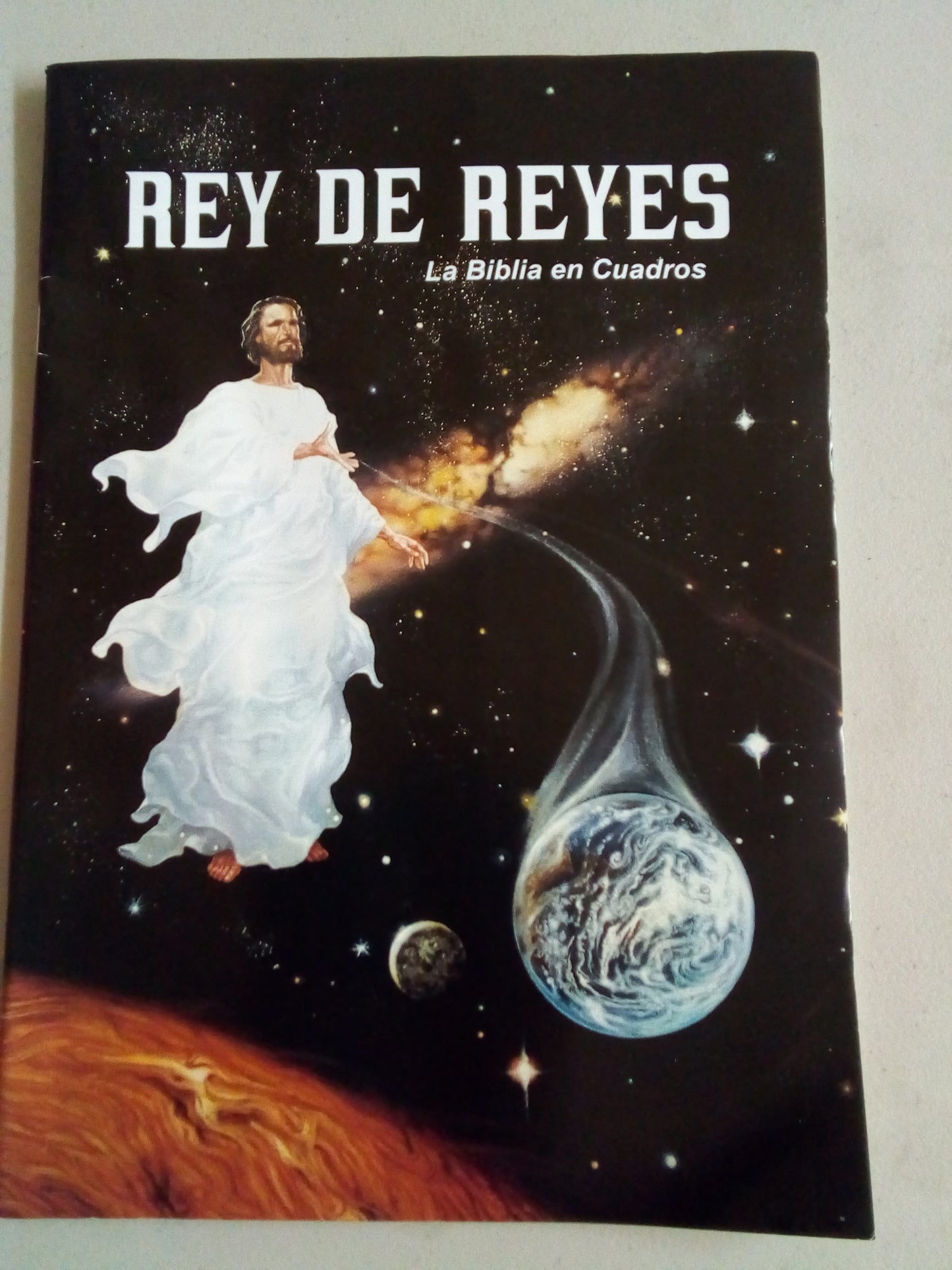 Rey de Reyes la biblia en cuadros — disponible en La Librería del Evangelio