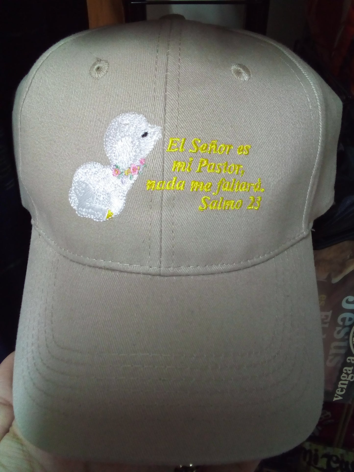 Cap/Gorra. El señor es mi pastor y nada me faltara — disponible en La Librería del Evangelio