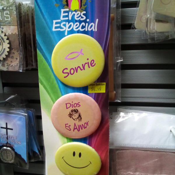 Badge Sonrie. Dios es amor
