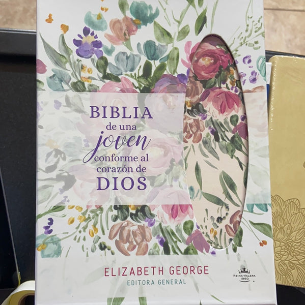 Biblia de una joven conforme al corazón de Dios Elizabeth George