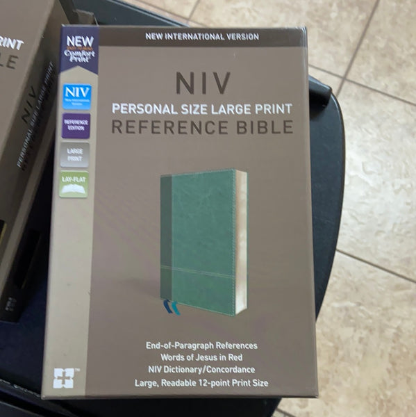 NIV PERSONAL SIZE LARGE PRINT REFERENCE BIBLE COLOR GREEN