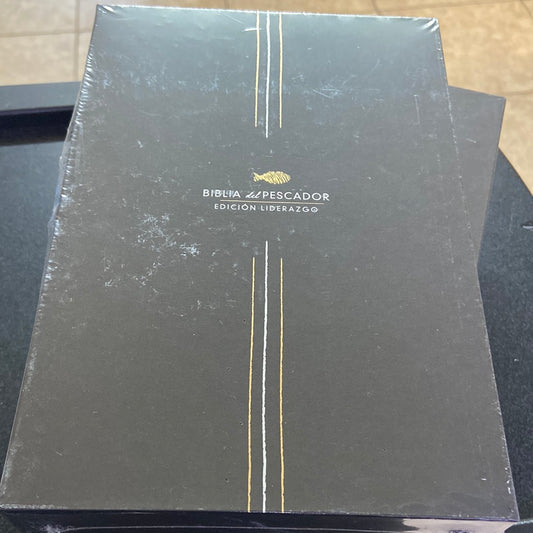 Biblia del Pescador Edicion Liderazgo — disponible en La Librería del Evangelio