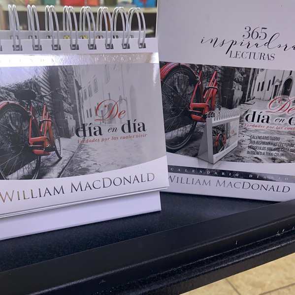 365 inspiradoras lecturas De dia en dia verdades por las cuales vivir William Macdonald