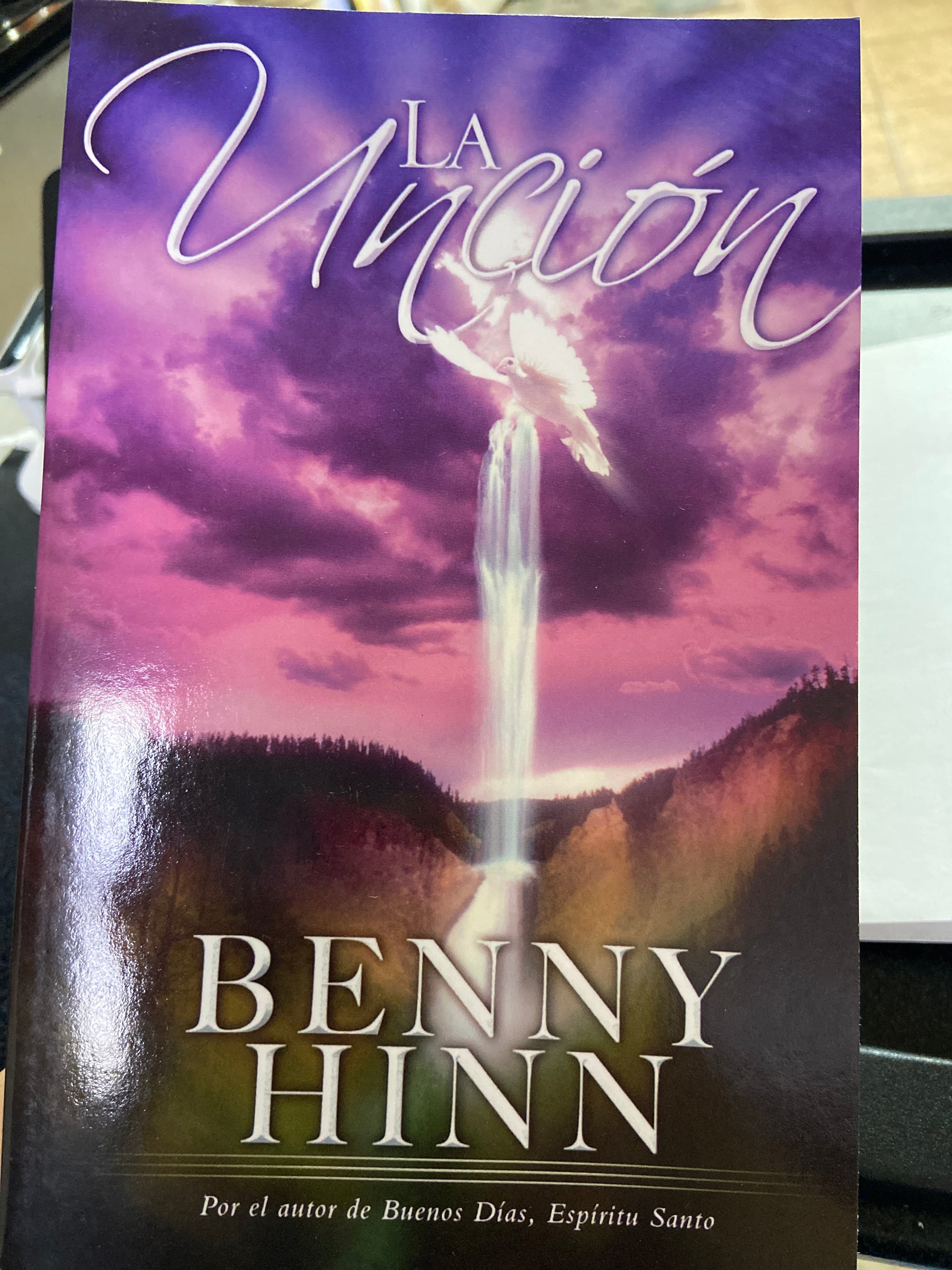 La Uncion BENNY HINN — disponible en La Librería del Evangelio