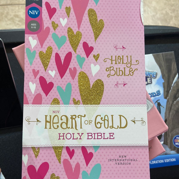 NIV HEART OF GOLD HOLY BIBLE FOR GIRLS
