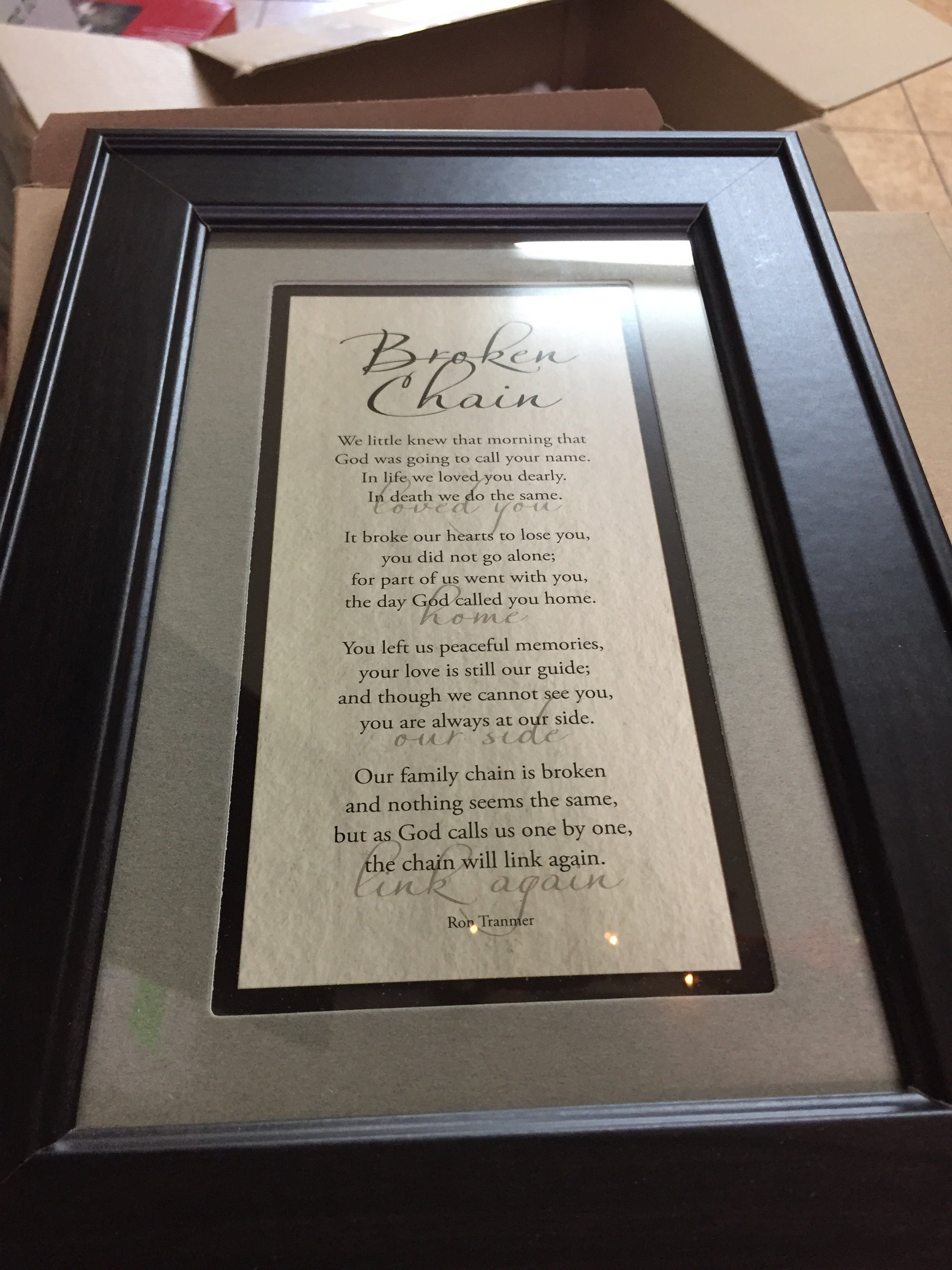 Broken chain cuadro — available at The Gospel Bookstore