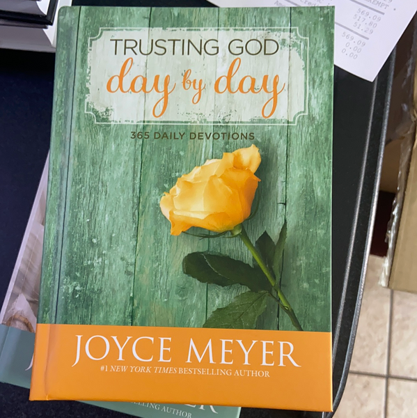 Trusting God day by gay Joyce Meyer